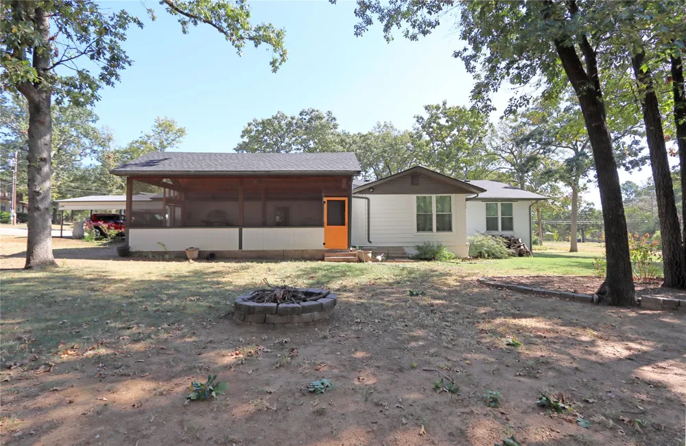 73815 Cyclone Hollow Road Wagoner, OK 74467