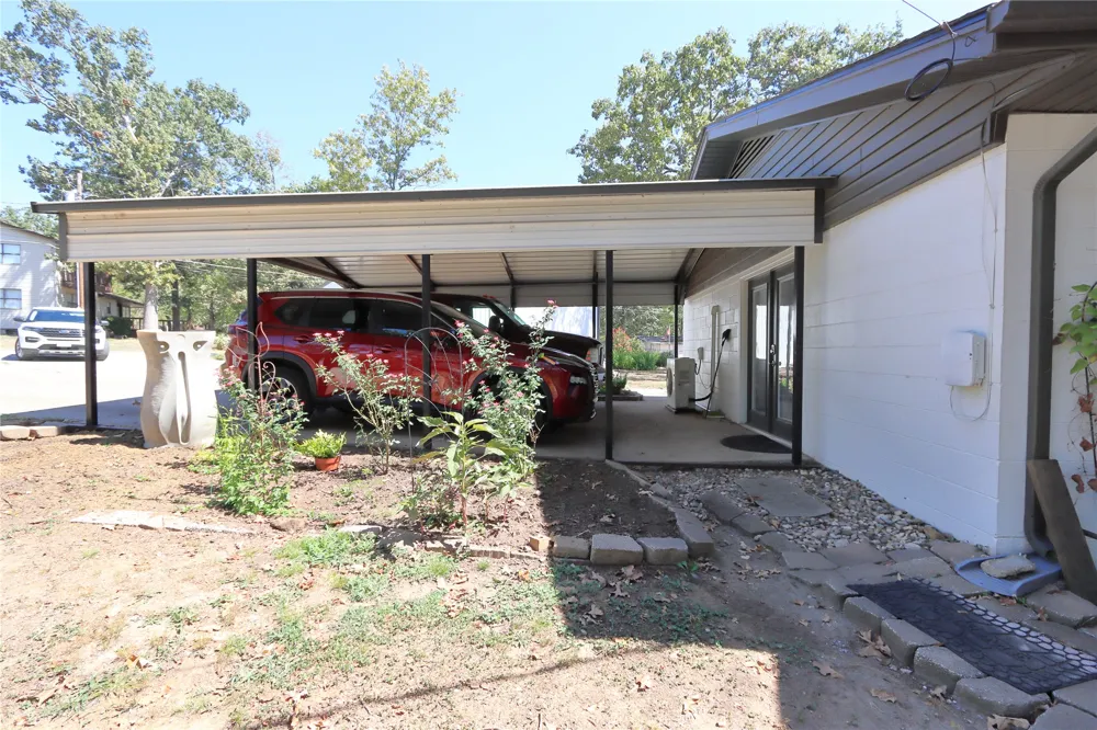 73815 Cyclone Hollow Road Wagoner, OK 74467