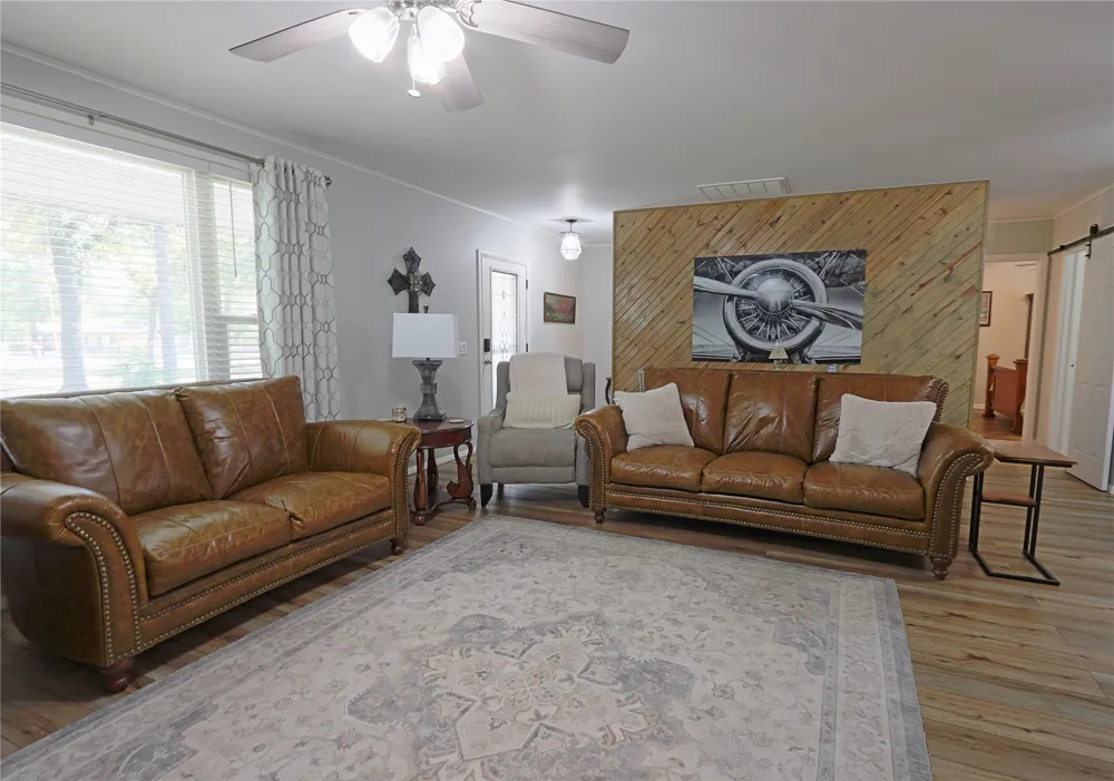 73815 Cyclone Hollow Road Wagoner, OK 74467