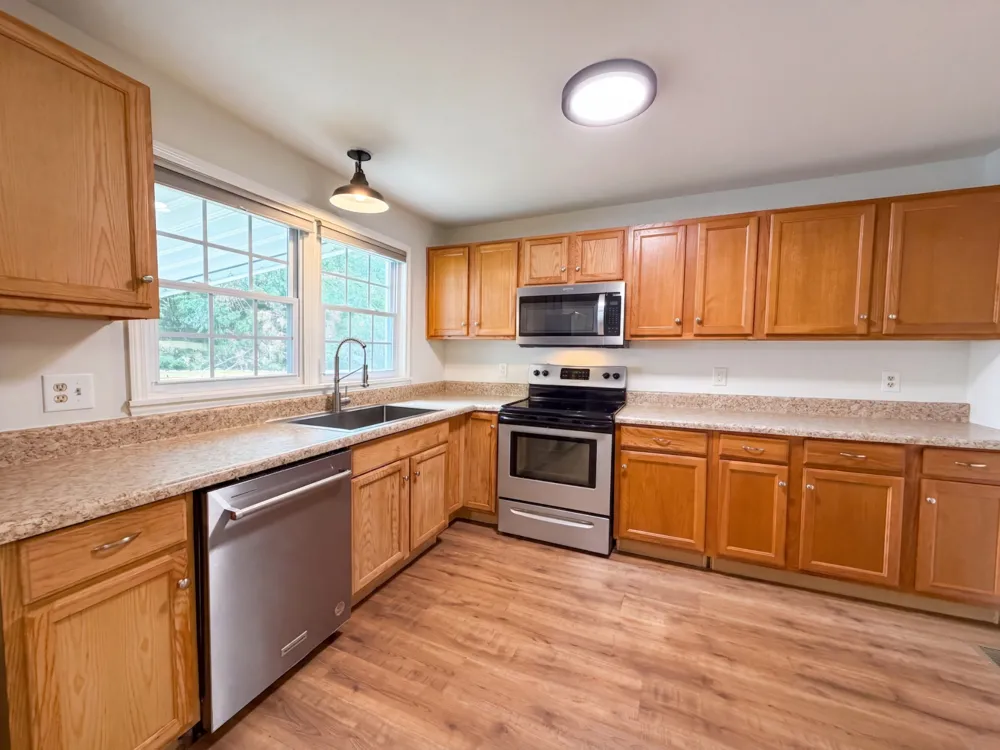 144 Morningside Ln Columbia, TN 38401