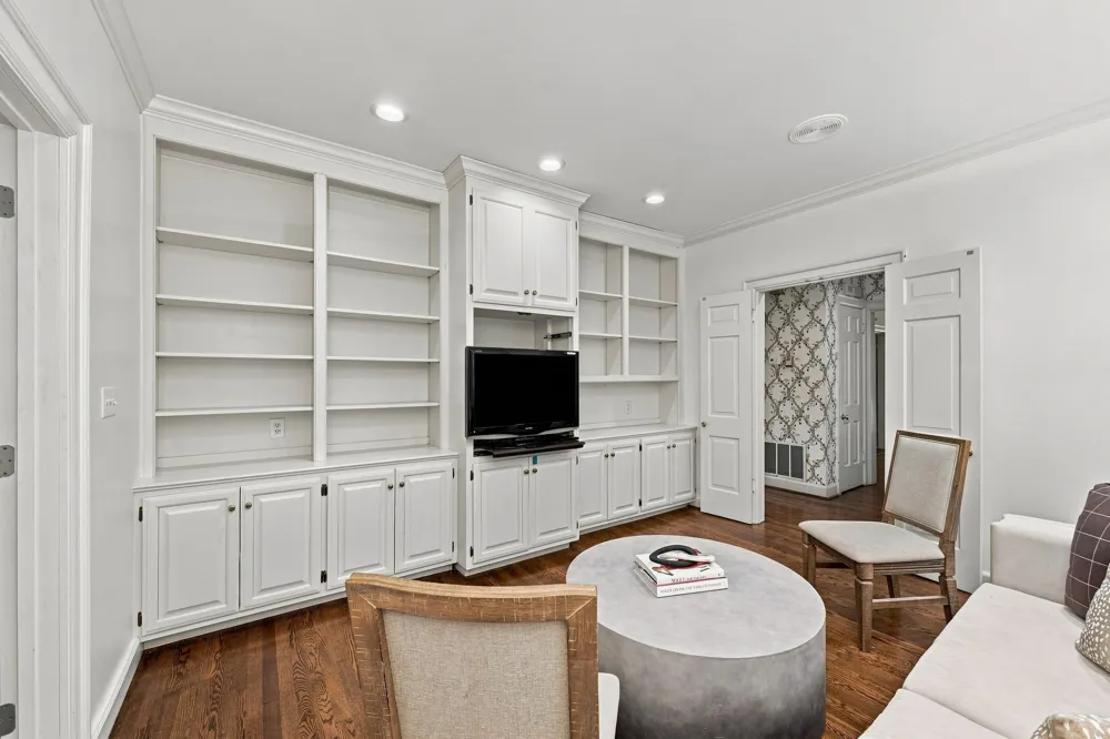 317 Sutherland Ave Nashville, TN 37205