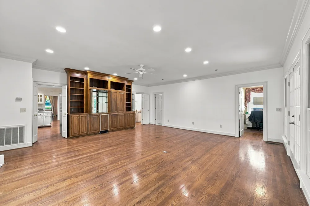 317 Sutherland Ave Nashville, TN 37205