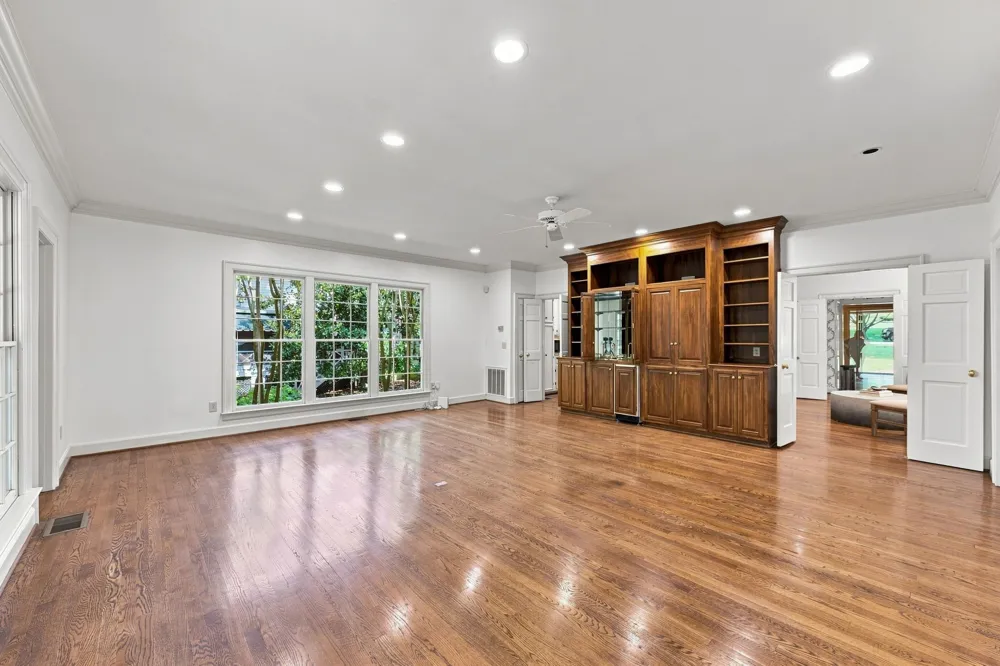 317 Sutherland Ave Nashville, TN 37205