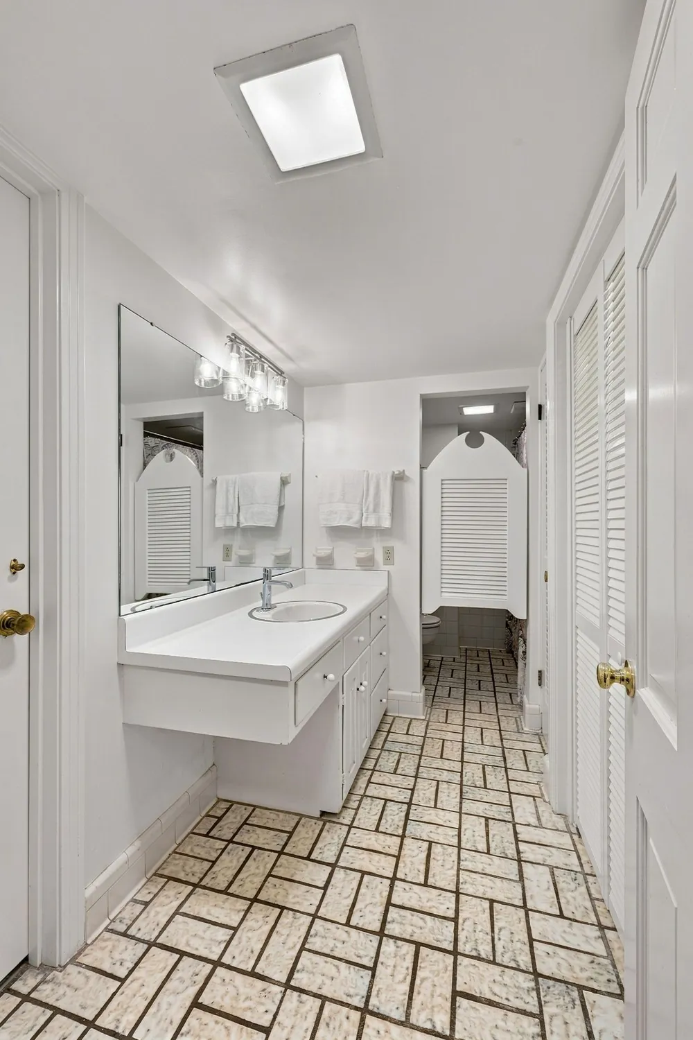 317 Sutherland Ave Nashville, TN 37205