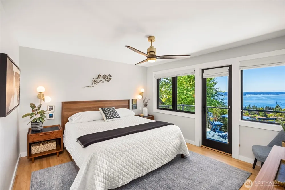 8803 38th Avenue SW Seattle, WA 98126