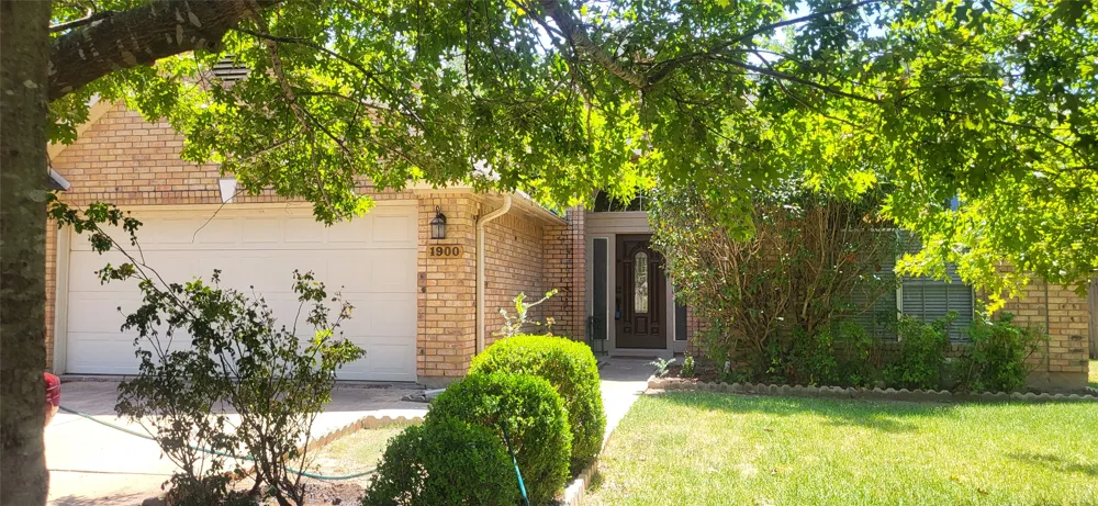 1900 Old Mill Road Cedar Park, TX 78613