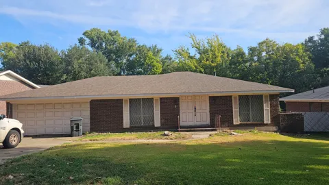 133 Holcomb Drive
