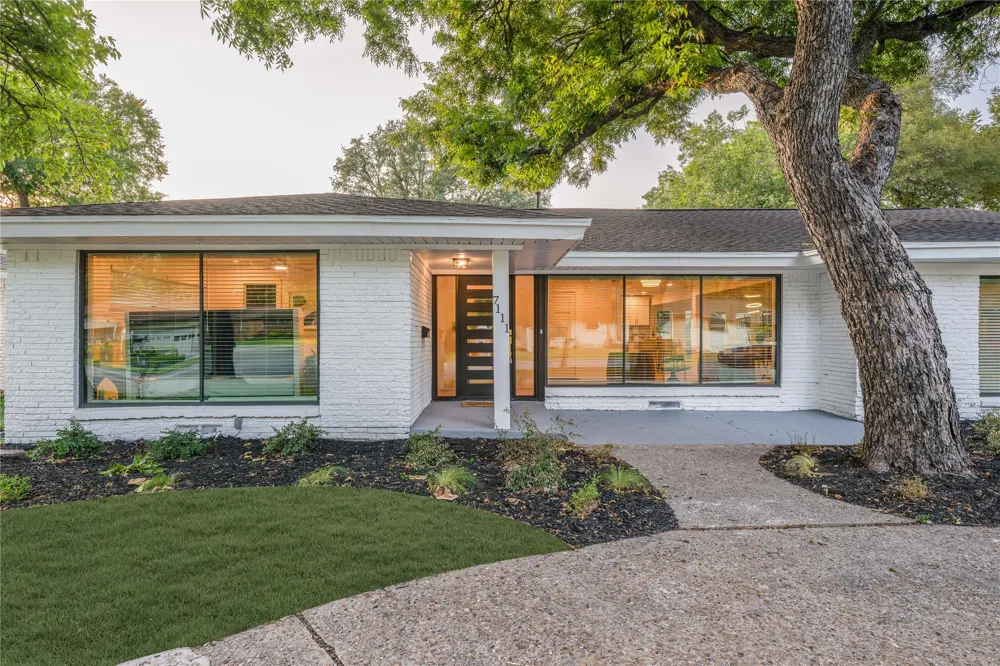 7111 Wild Valley Drive Dallas, TX 75231