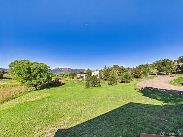 1185 S Park Drive Monument, CO 80132