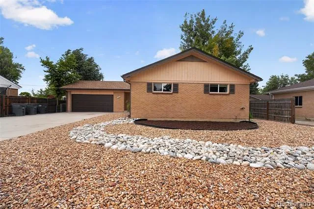 10992 Grant Drive Northglenn, CO 80233