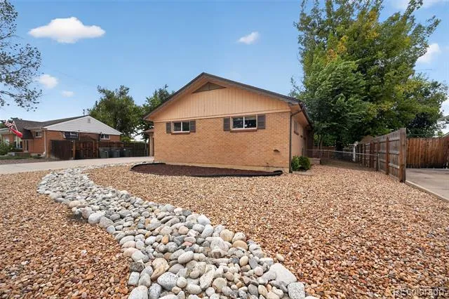 10992 Grant Drive Northglenn, CO 80233