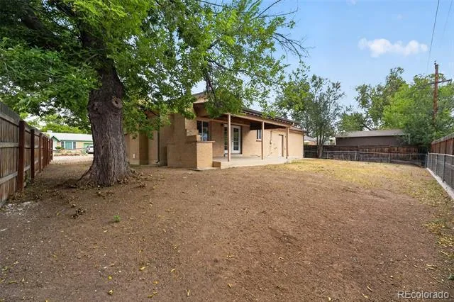 10992 Grant Drive Northglenn, CO 80233