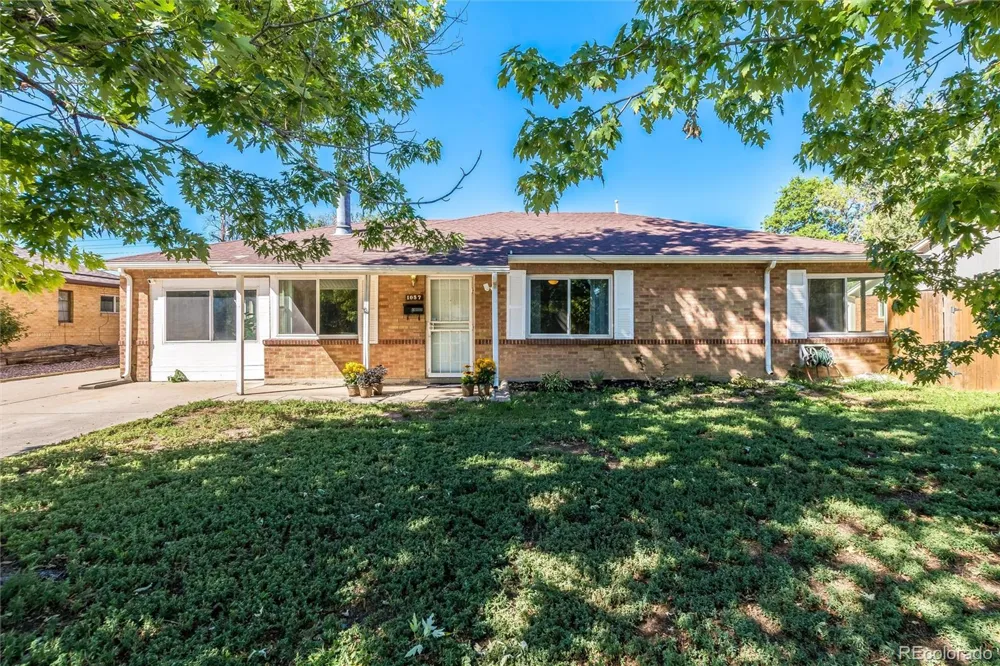 1057 Ursula Street Aurora, CO 80011