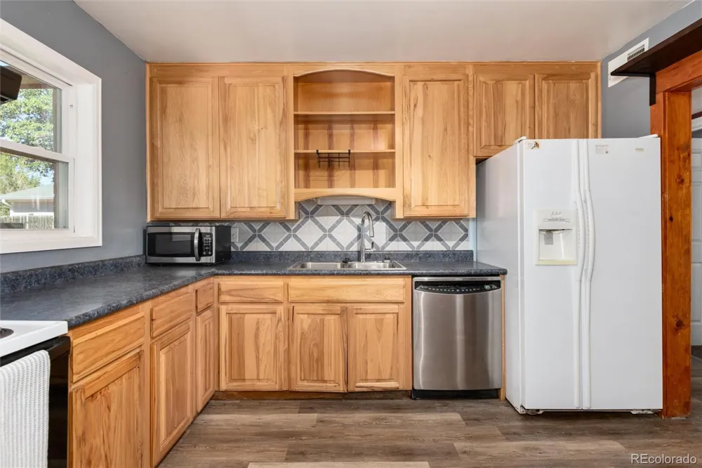 1057 Ursula Street Aurora, CO 80011