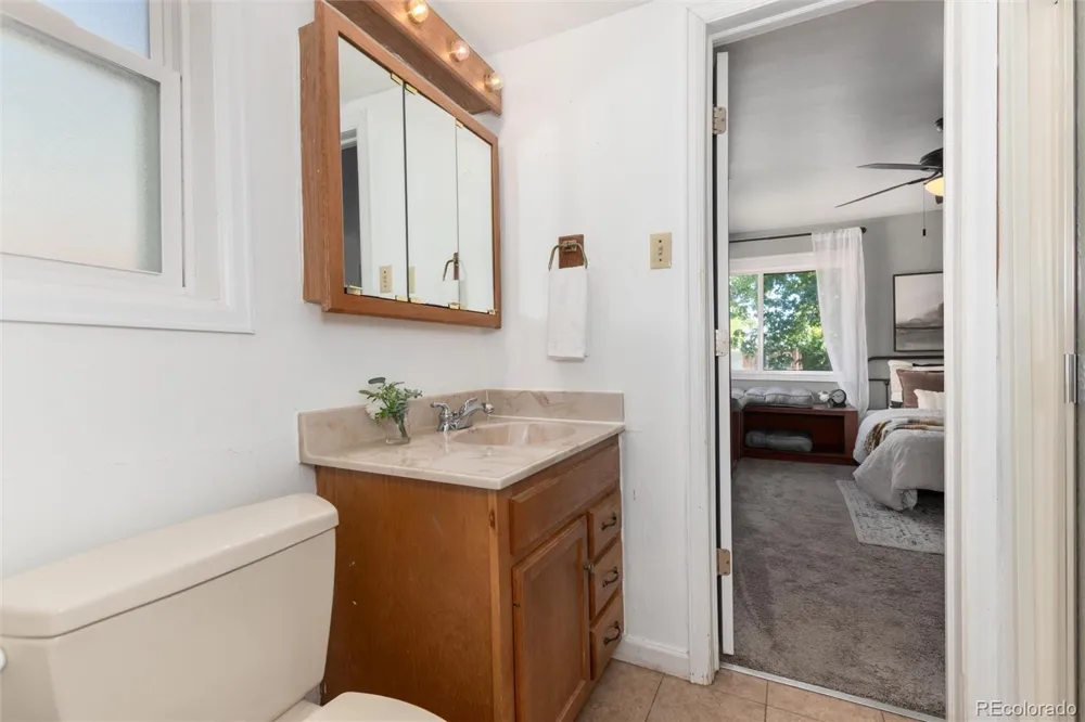 1057 Ursula Street Aurora, CO 80011