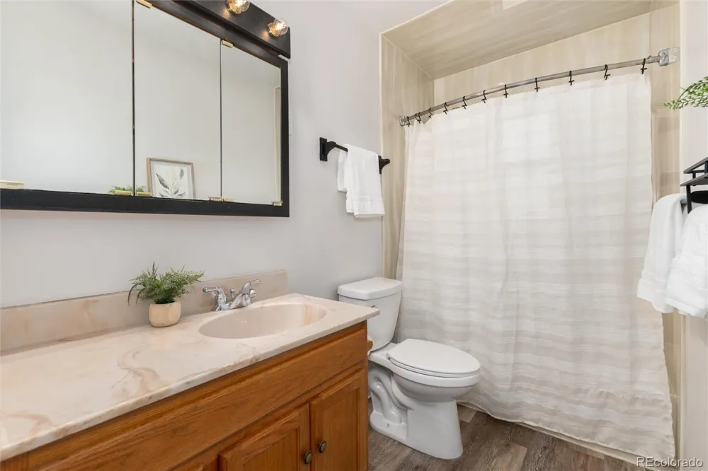 1057 Ursula Street Aurora, CO 80011