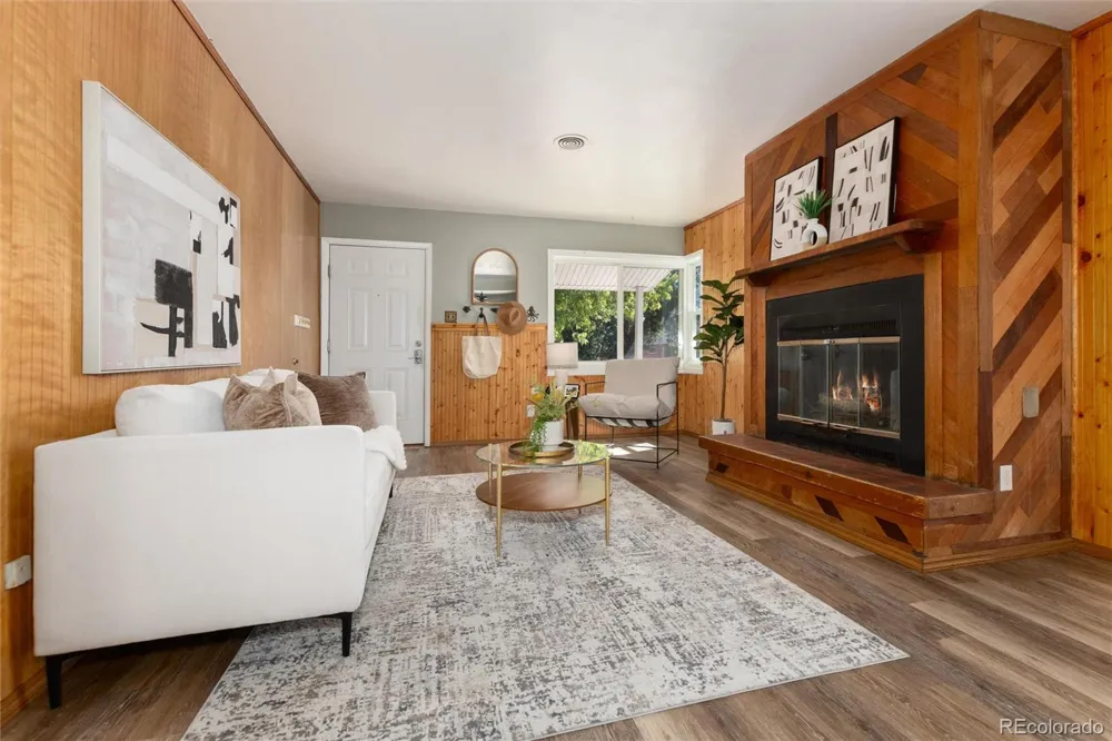 1057 Ursula Street Aurora, CO 80011