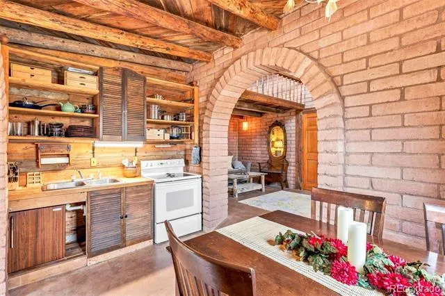 68948 US Highway 50 Penrose, CO 81240