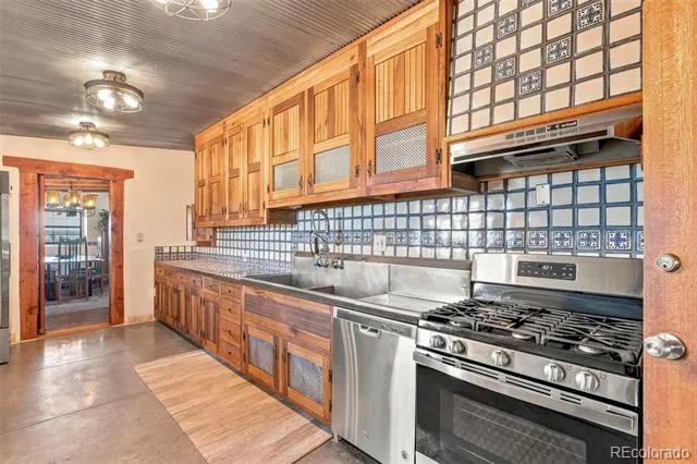 68948 US Highway 50 Penrose, CO 81240