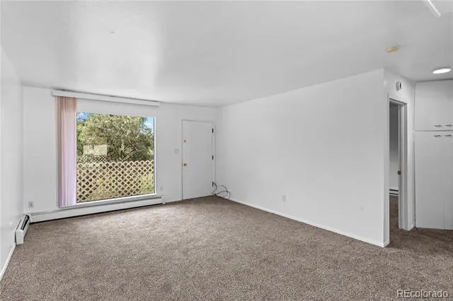 906 Teal Court #902 Colorado Springs, CO 80910