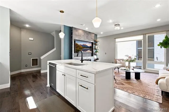 2432 Washington Street Denver, CO 80205