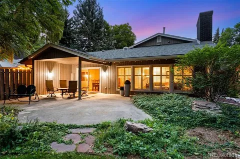 1115 Parkwood Drive