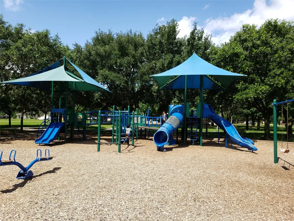 5107 Contour Place Houston, TX 77096