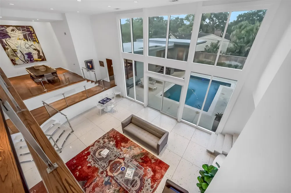 5107 Contour Place Houston, TX 77096