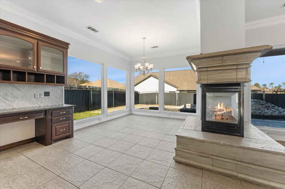 98 Victoria Drive W Montgomery, TX 77356