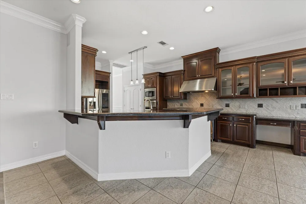 98 Victoria Drive W Montgomery, TX 77356