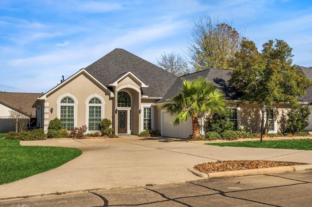 98 Victoria Drive W Montgomery, TX 77356