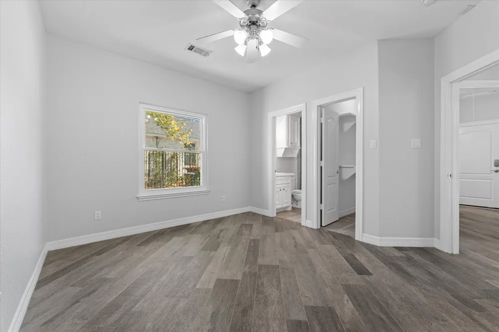 98 Victoria Drive W Montgomery, TX 77356