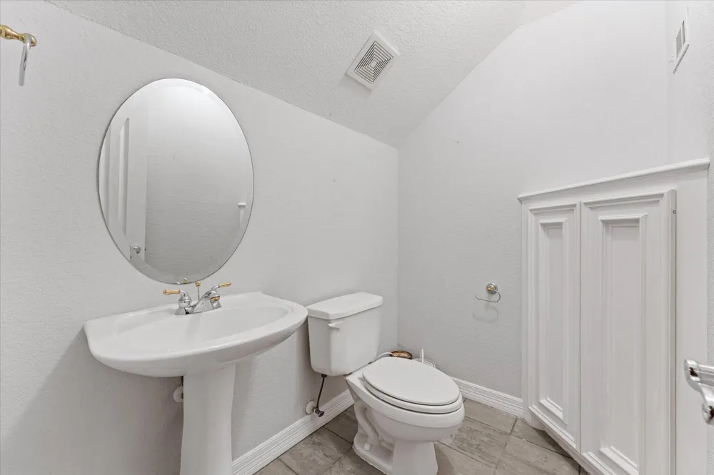 98 Victoria Drive W Montgomery, TX 77356
