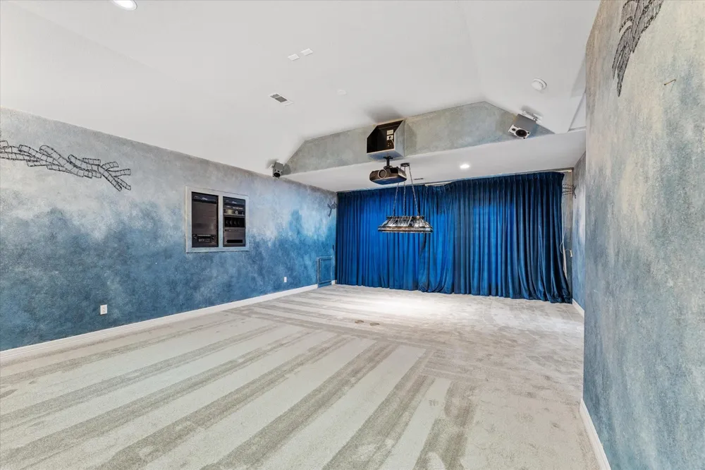 98 Victoria Drive W Montgomery, TX 77356