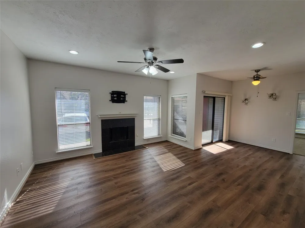 2025 Augusta Drive #303 Houston, TX 77057