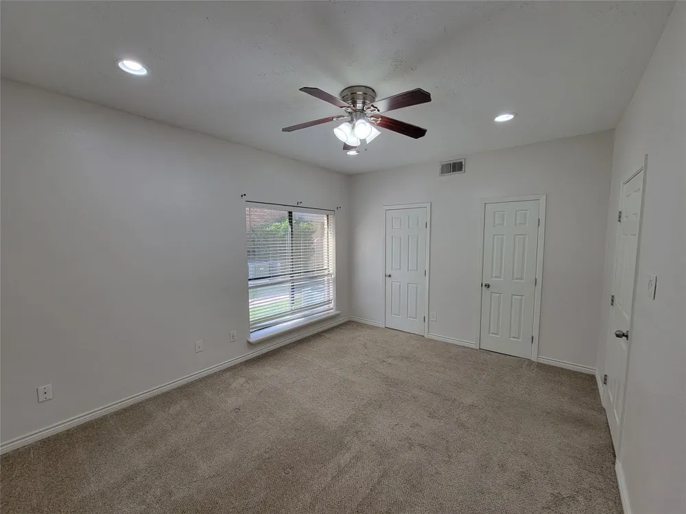 2025 Augusta Drive #303 Houston, TX 77057