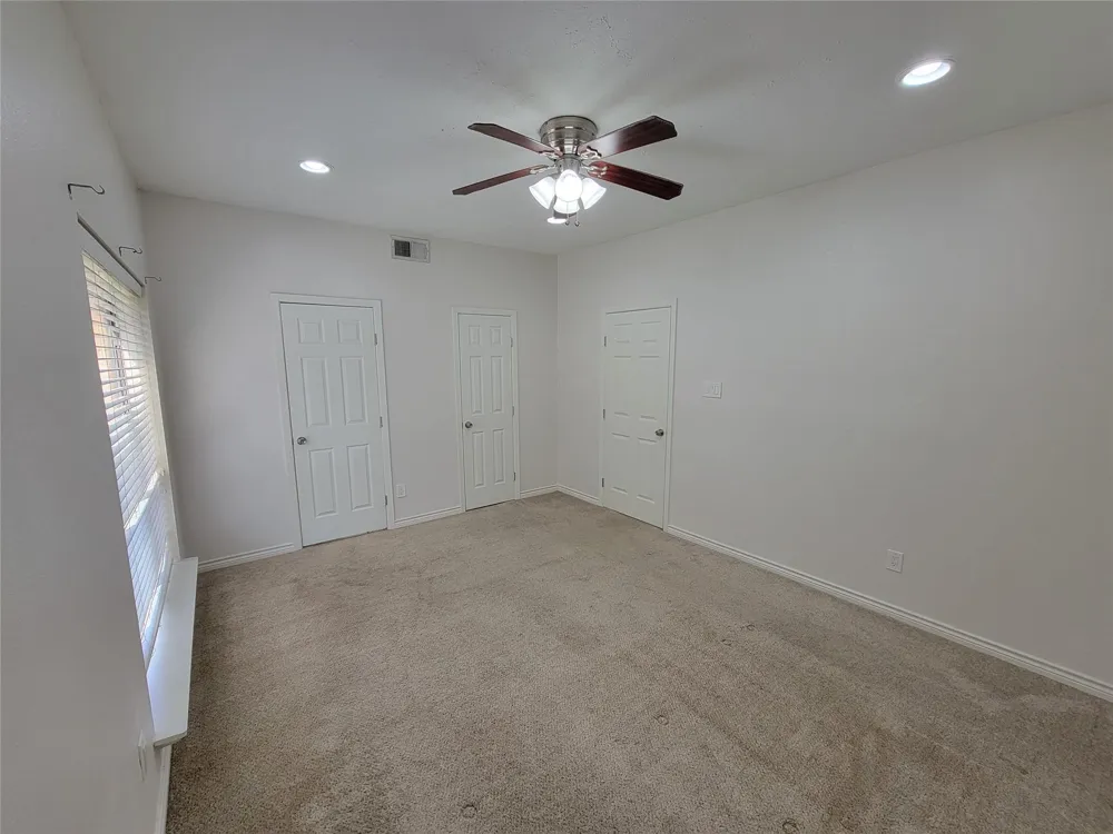 2025 Augusta Drive #303 Houston, TX 77057