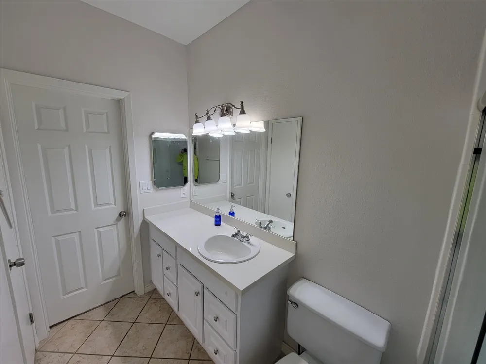2025 Augusta Drive #303 Houston, TX 77057