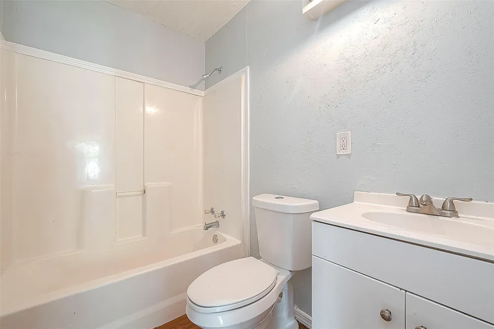 4810 Carmen Street Houston, TX 77033
