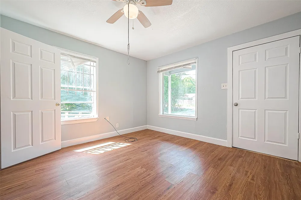 4810 Carmen Street Houston, TX 77033