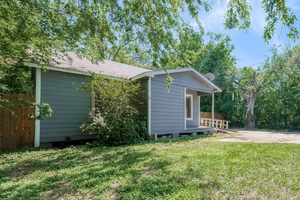 4810 Carmen Street Houston, TX 77033