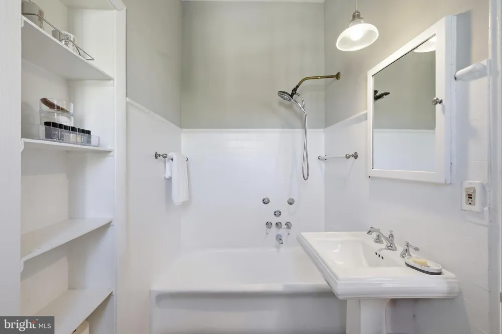1901 WYOMING AVENUE NW #46 Washington, DC 20009