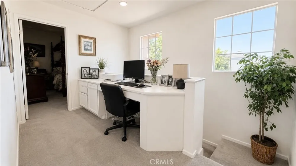 6538 Douglas Fontana, CA 92336