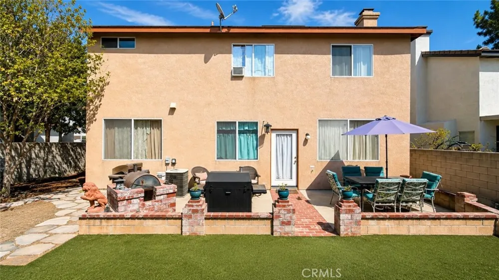 6538 Douglas Fontana, CA 92336
