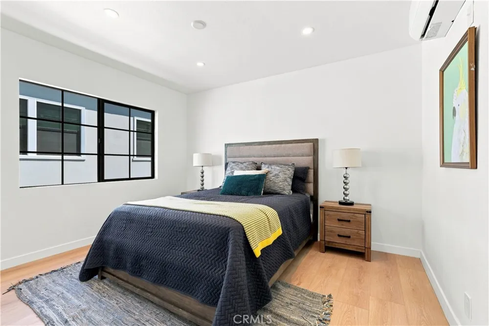 1987 Lake Avenue Altadena, CA 91001