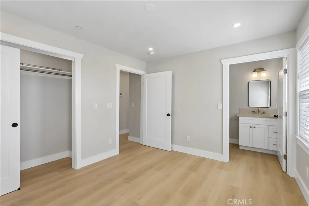19 E Pine Street Altadena, CA 91001