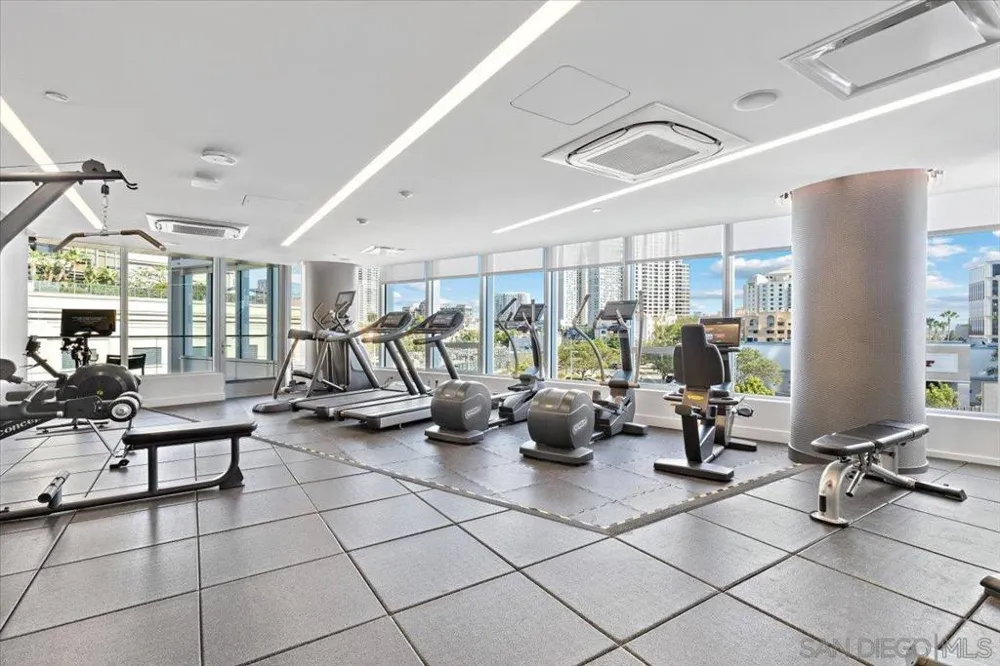 888 W E St #Unit 1001 San Diego, CA 92101