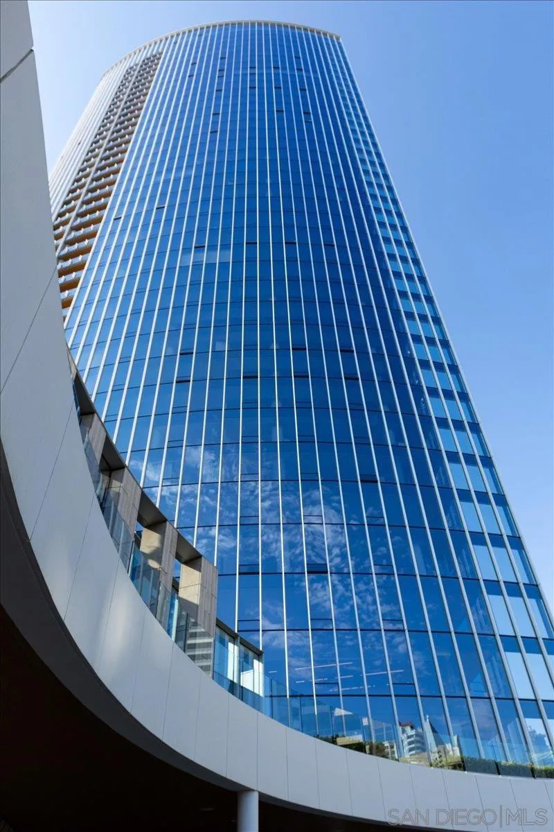 888 W E St #Unit 1001 San Diego, CA 92101