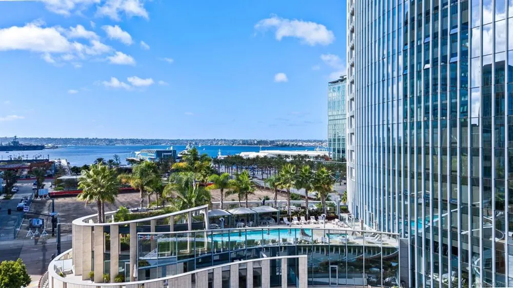 888 W E St #Unit 1001 San Diego, CA 92101