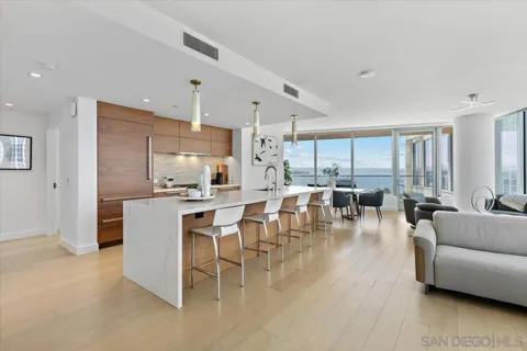 888 W E St #Unit 1001